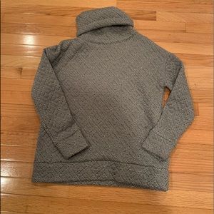 Gap Quilted Sweatshirt